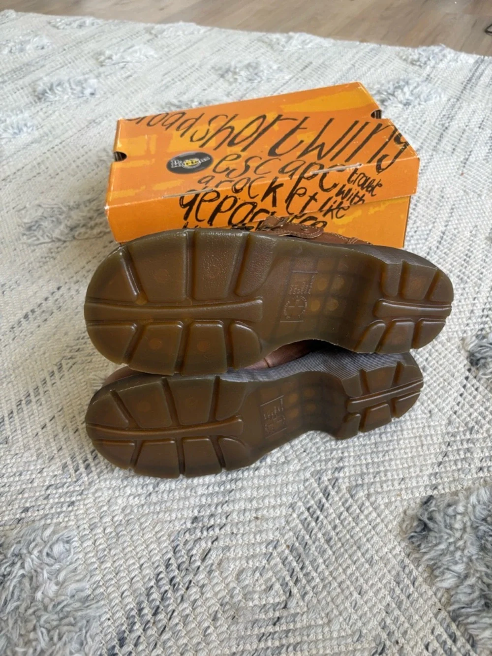 Dr. Martens - Picture 9 of 11